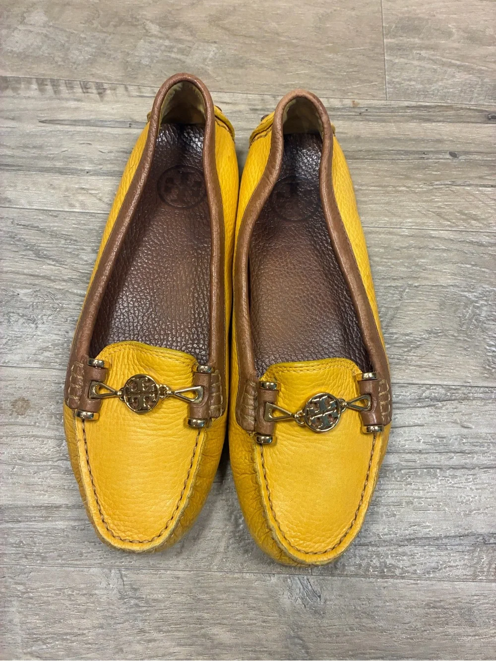 Tory Burch Daria Soft Leather Loafers Mocassin Gold Logo Accent - Picture 2 of 13